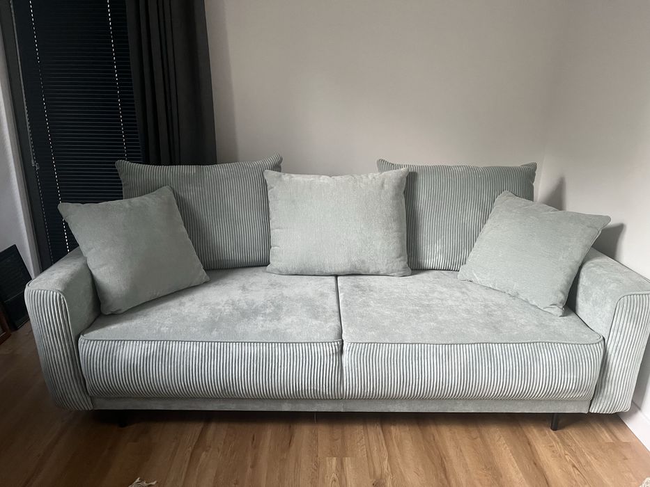 Kanapa Sofa rozkładana, z pojemnikiem na pościel. Stan idealny!