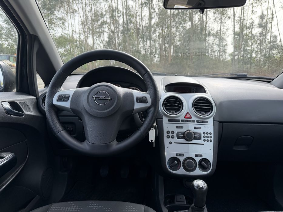 Opel corsa 1.3 cdti 2014