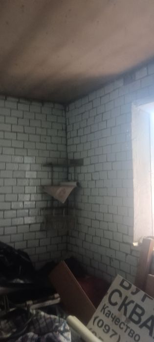 продам пів будинку в селі Саливонки Білоцерківський р-н Київська обл
