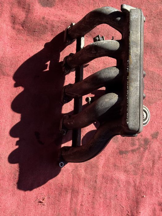 Впускний колектор мерседес спрінтер sprinter312;2.9(316;2.7)