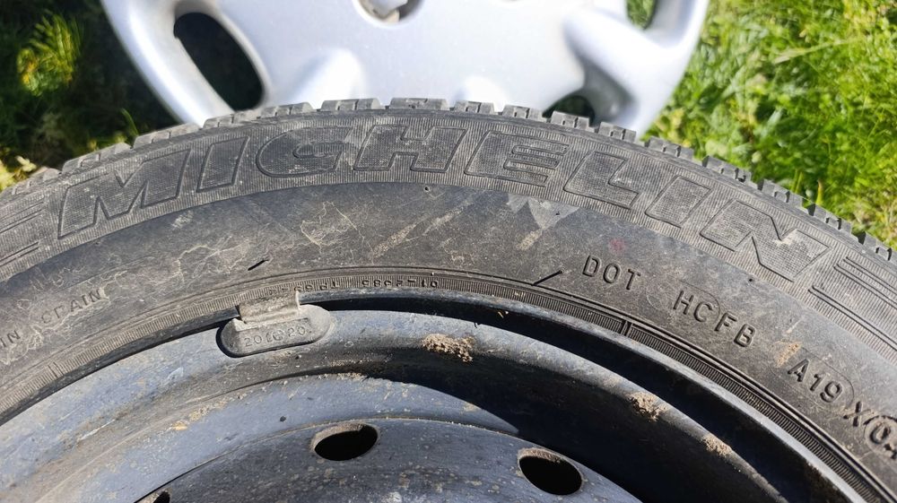 Jantes com tampões - Peugeot 106