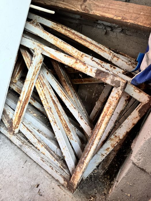 металеві ферми 4 шт 3,7 х 0,35 4 шт 4,7 х 0,35