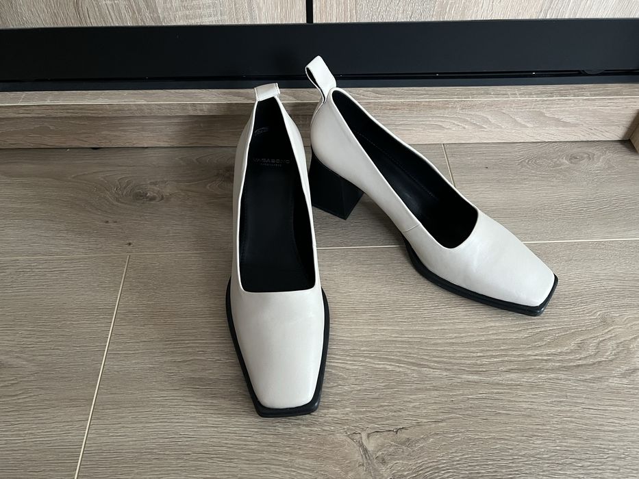 Туфлі Vagabond 40 розмір молочні