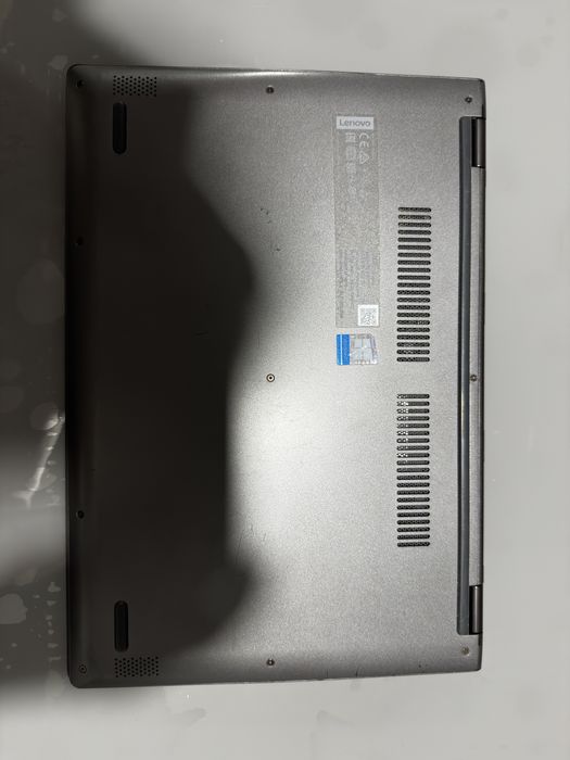 Portátil Lenovo Yoga 530