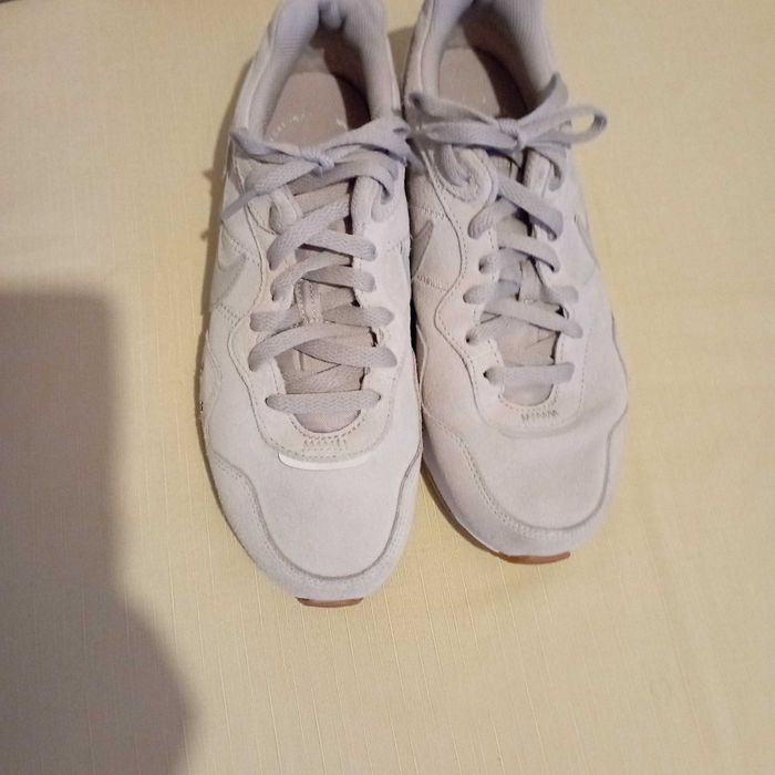 Ténis Nike como novos