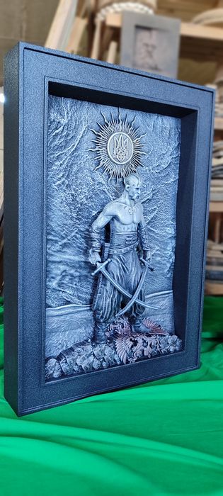 "Козак Мамай" з Тризубом - різьблена 3Dкартина з дерева, подарунок ЗСУ