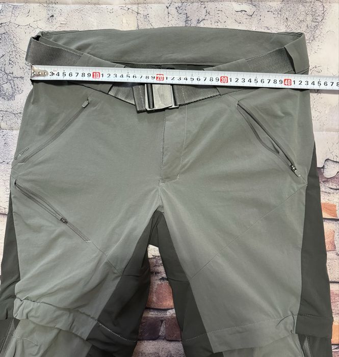Штани шорти  треккинговые Quechua (Decathlon)