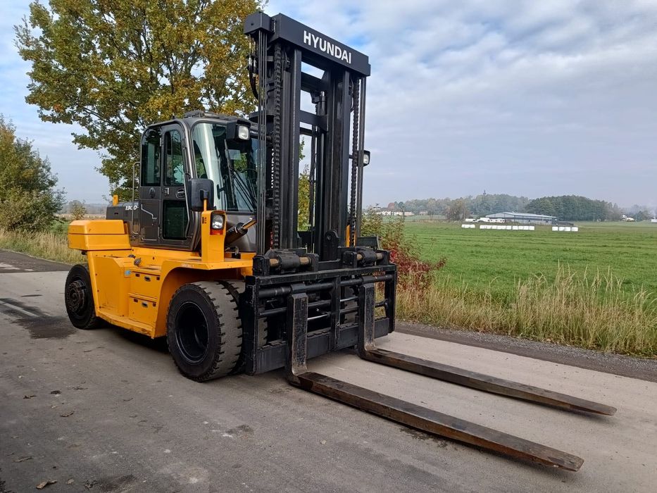 Wynajem wózka widłowego HYUNDAI H130D-900 | 13 TON z UDT/OC