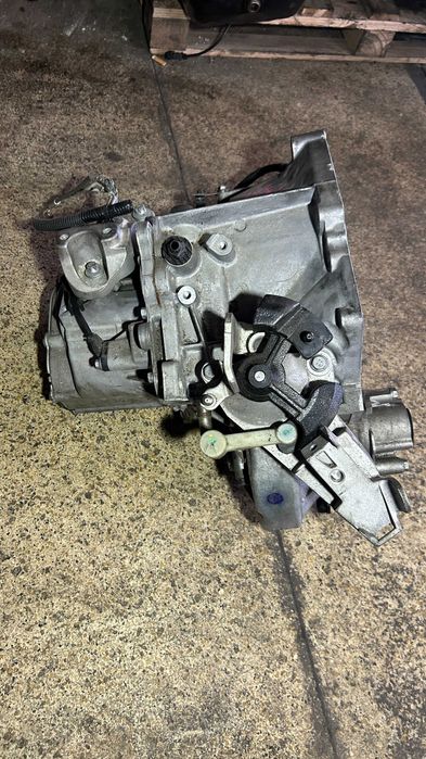 Caixa de Velocidades Peugeot 208 1.5 HDI 20VZ57