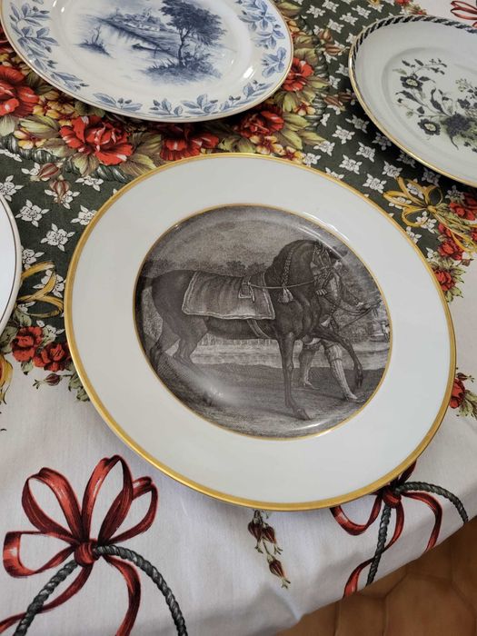 Pratos de coleção Vista Alegre / EVA decor Portugal