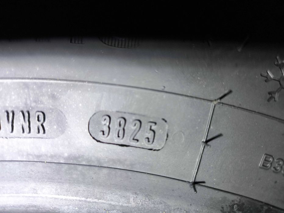 Нові зимні шини Dunlop Winter Response 2 195/65/R15 91T