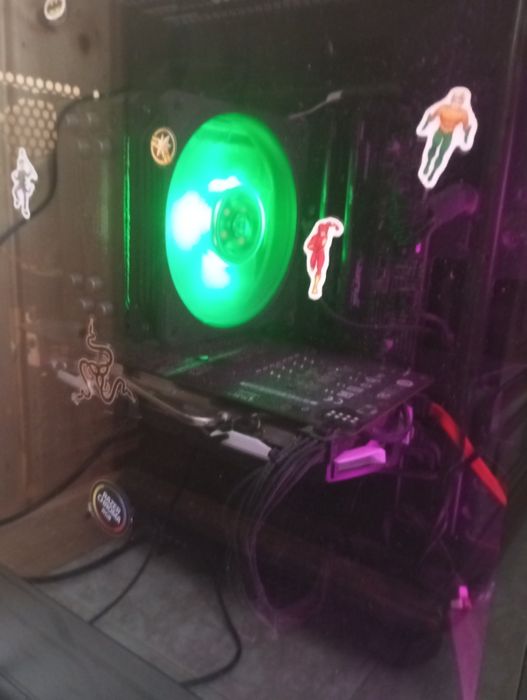 Vendo PC Gamer em excelente estado de conservação