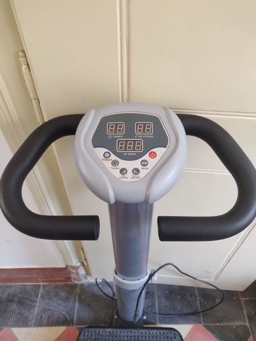 Vibrating Platform427636321944217601