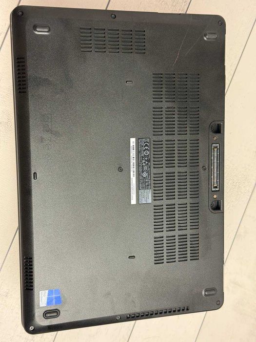 Dell 5470 i5-6200 8ram ssd 256  1920 1080 Full HD