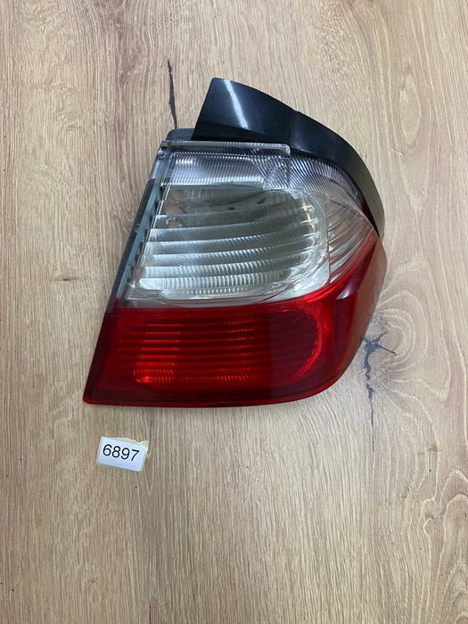 6897 Lampa tylna prawa Stanley P4172R Honda Goldwing GL1800