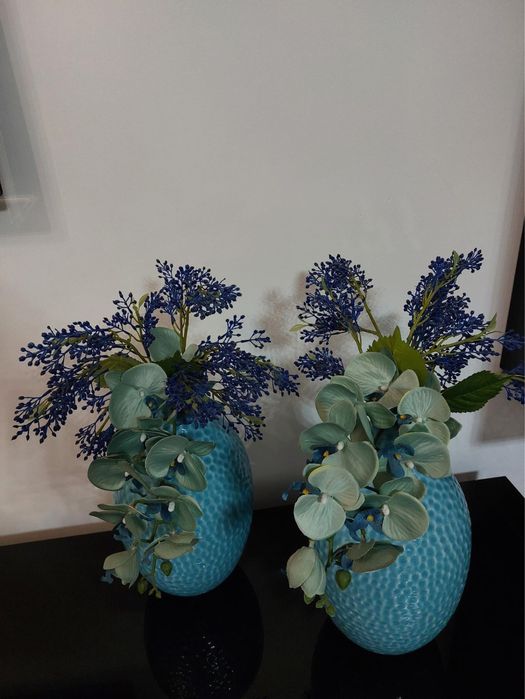 2 jarras decorativas