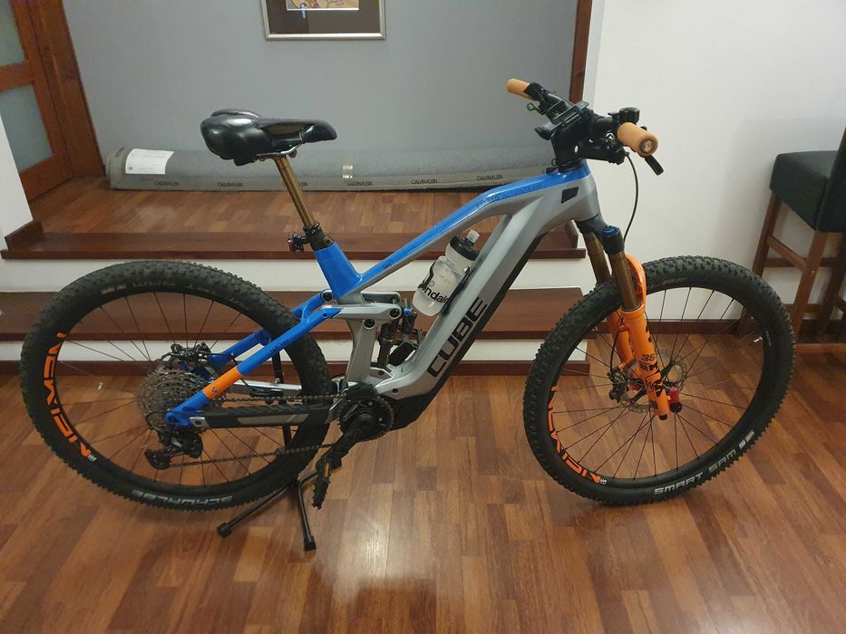 CUBE Stereo Hybrid 140 HPC ACTION TEAM 29 L 20 625