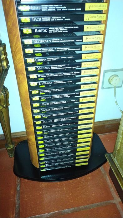 Conjunto de CDs de música clássica