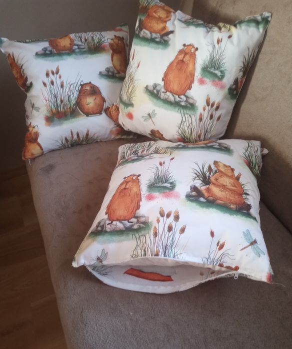 Poduszki z KAPIBARĄ