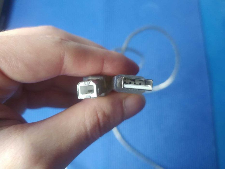 Кабелі для комп'ютера (DVI, VGA та інше)