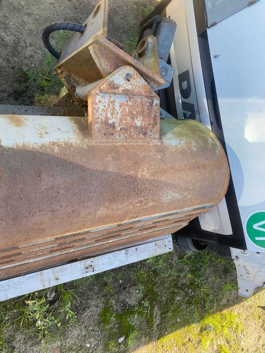 Łyżka skarpowa hydrauliczna do koparki 8–15 ton