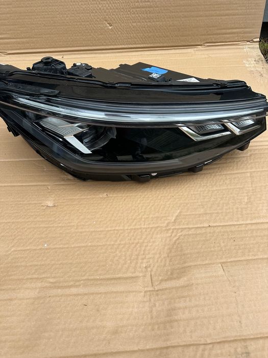 Фара Passat (B9) Full led