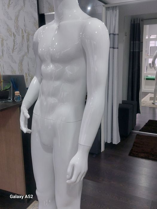 Vendo manequim homem para loja