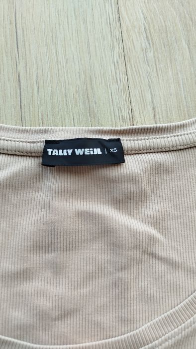 Beżowy top Tally Weijl