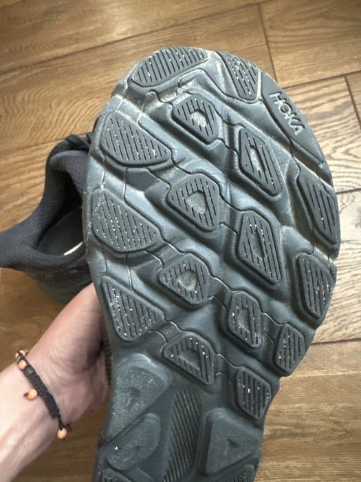 Hoka clifton 9  оригінальні кросовки чорні  41 26 см устілка стелька
