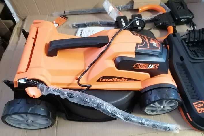 Kosiarka Akumulatorowa 34 cm Lawnmaster CLMF2434G