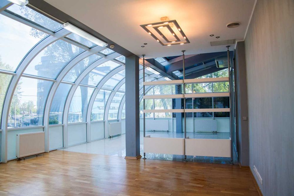 Офис в БЦ с генератором, 270 м.кв., фасадный вход, метро Дорогожичи