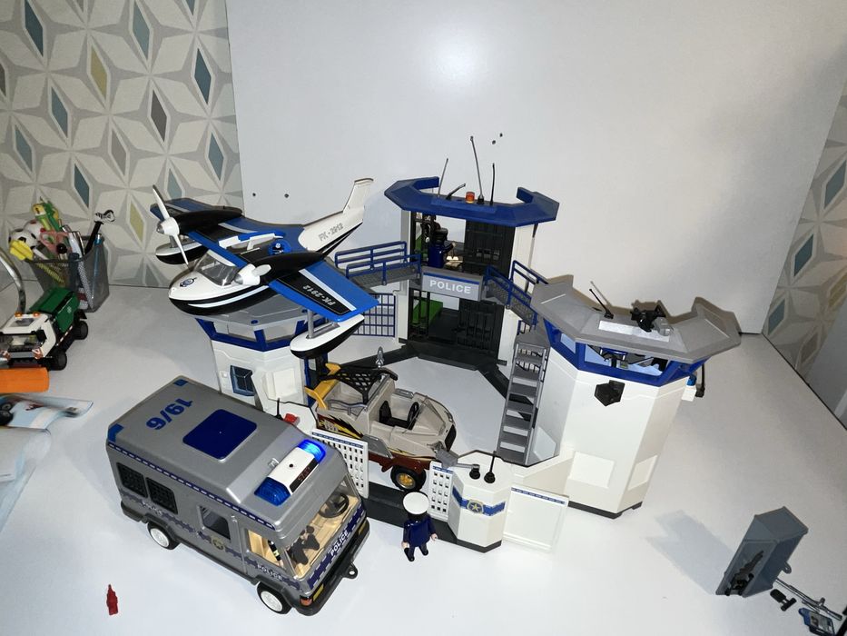 Zestaw playmobil policjny