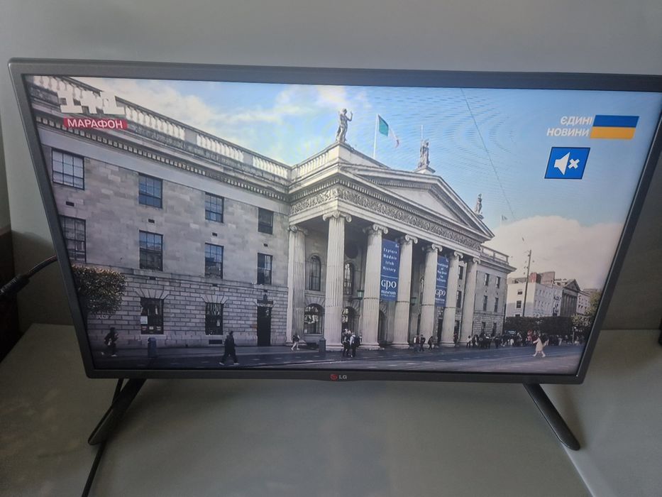 Лед тв LG 32 дюйма Т2