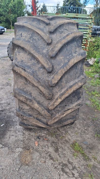 Opona 750/65/26 Pirelli