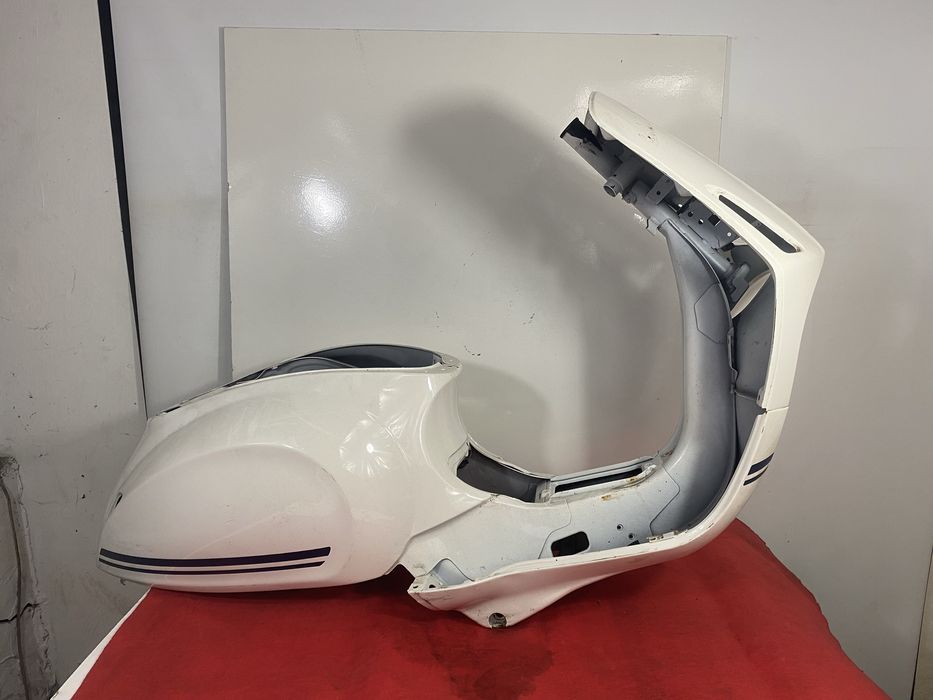 Piaggio Vespa Primavera 125cc Rama Karoseria A1049