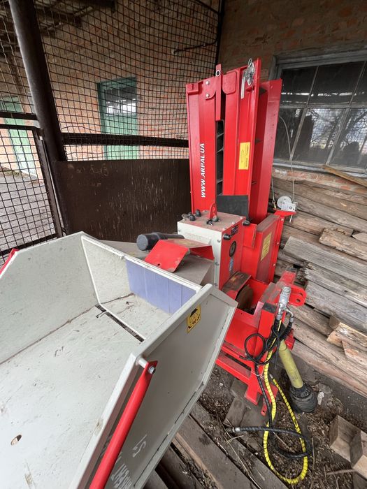 Подрібнювач гілок, дробарка ARPAL AM-200ТР-К