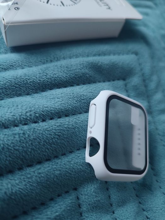 Szkło hartowane i etui Apple Watch SE 40mm