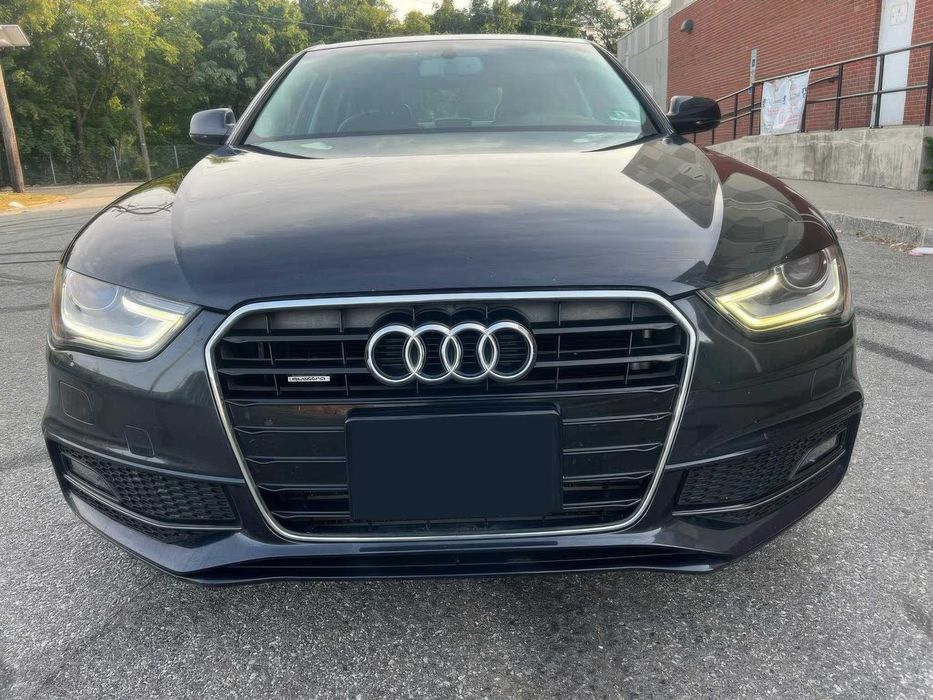 Audi A4      2015