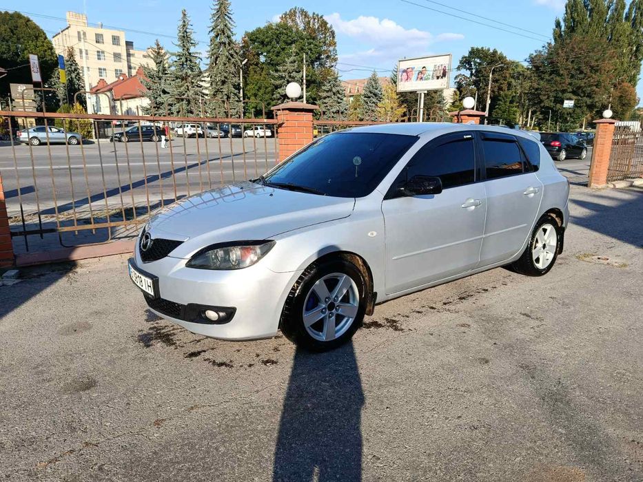 Продам авто MAZDA 3