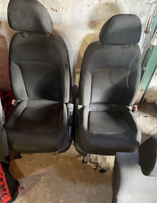 Салон сидіння wolkswagen