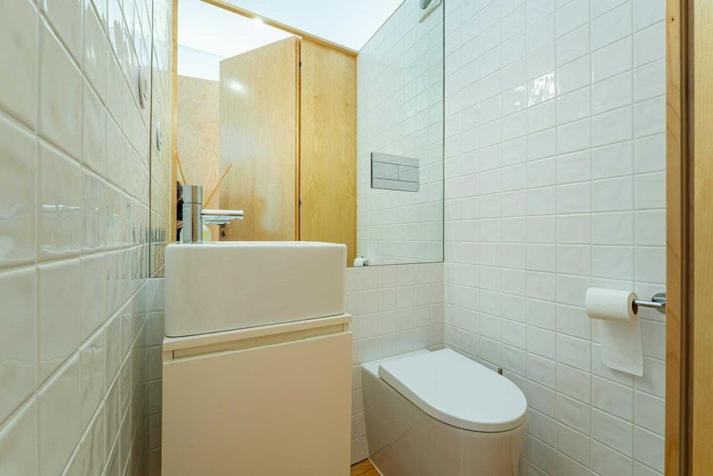 T2 com Varanda e Vista Única na BAIXA DO PORTO