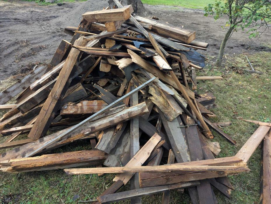 Belki drewniane, deski, drewno