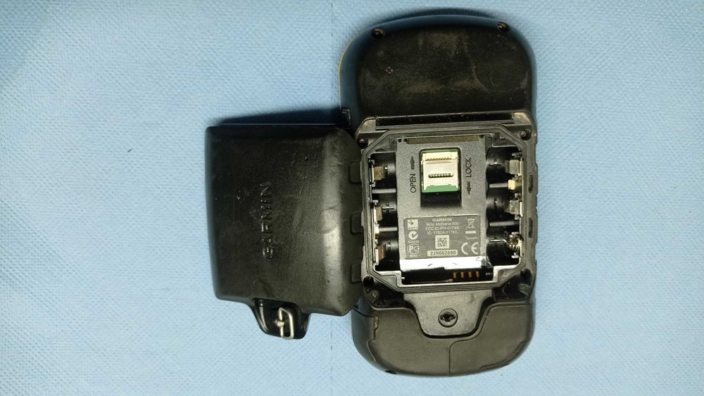 GPS Garmin Dakota 600 com avaria