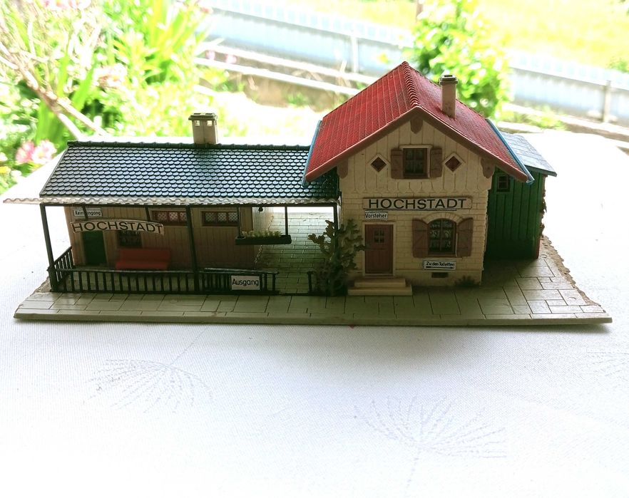 Estação de comboios HOCHSTAT