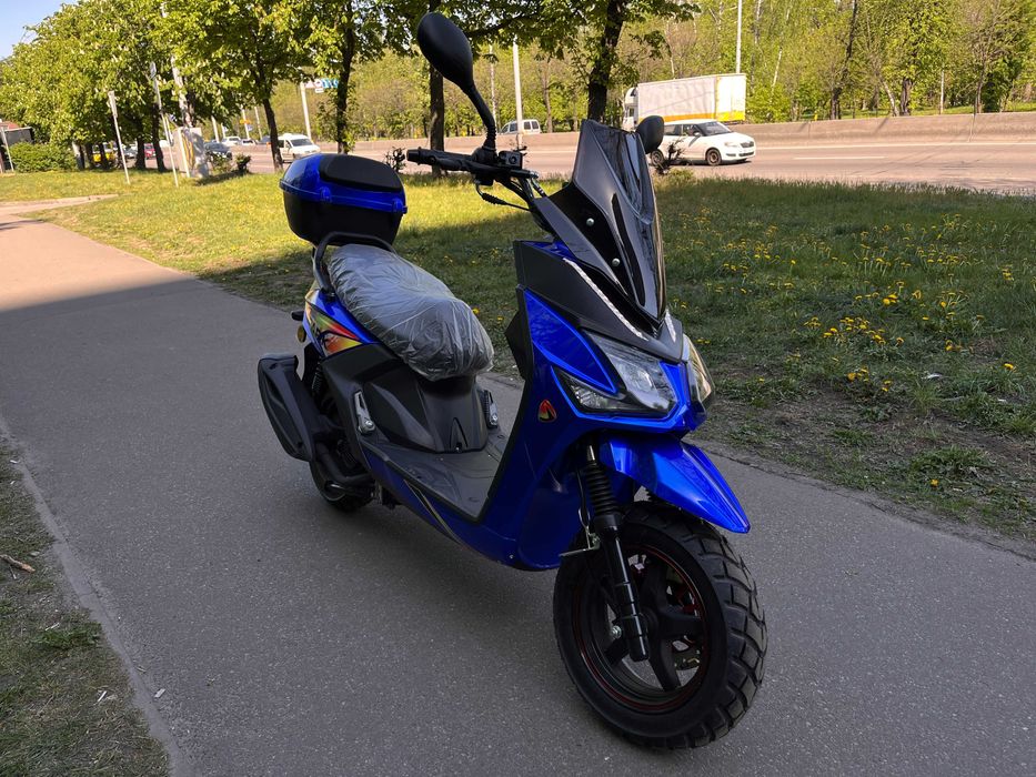 Скутер SPARK SP150S-19BN