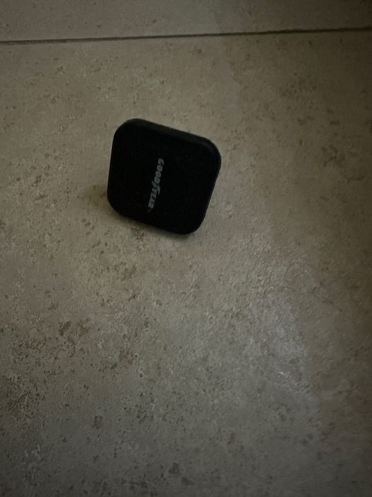 Suportes telemóvel viatura - três diferentes