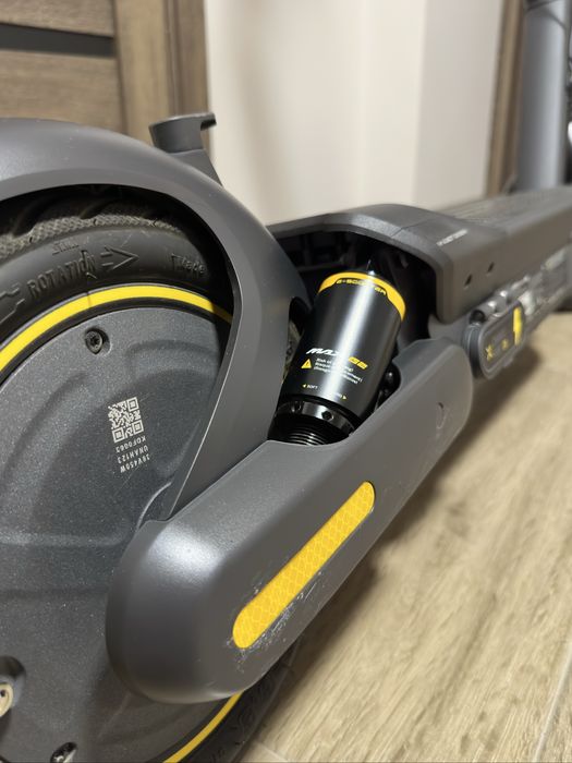 Електросамокат Ninebot MAX G2