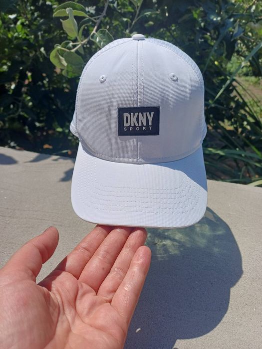 DKNY бейсболка кепка