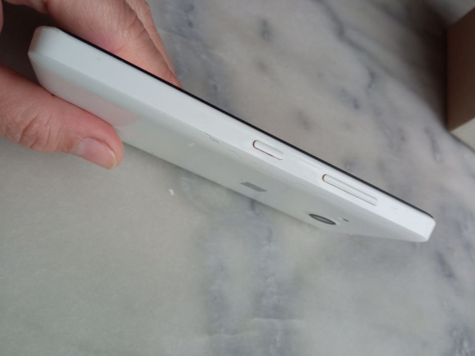 Смартфон Microsoft Lumia 550