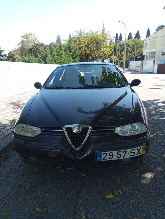 Alfa Romeo 156 .